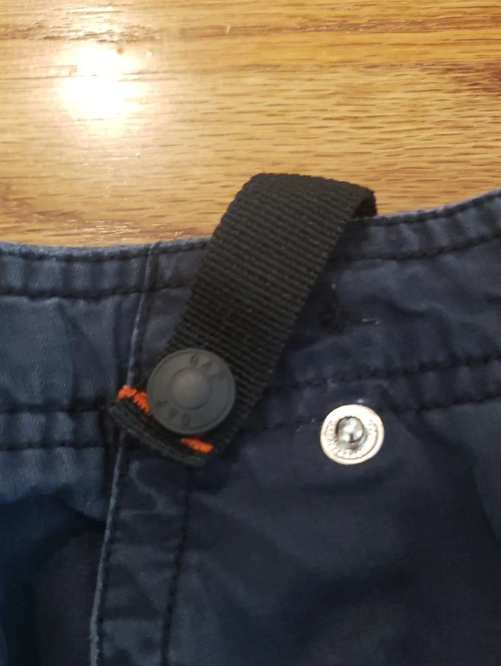 GAP Navy Blue Cargo Shorts With Adjustable Waist Size: 8